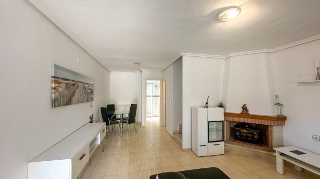 Reventa - Adosado -
Torrevieja - Nueva Torrevieja