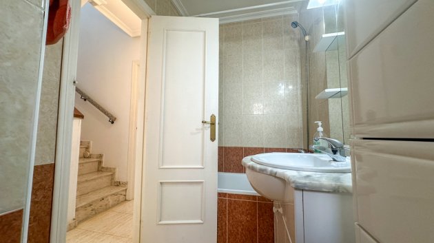 Reventa - Adosado -
Torrevieja - Nueva Torrevieja