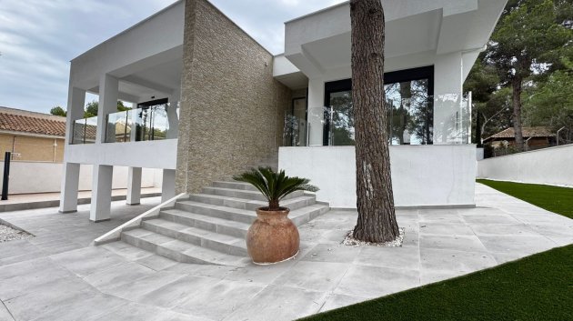 Reventa - Chalets -
Torrevieja - Los Balcones