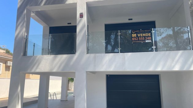 Reventa - Chalets -
Torrevieja - Los Balcones