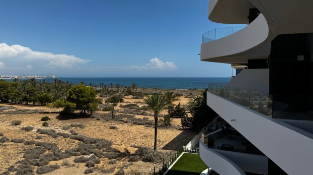 Resale - Apartments -
Punta Prima