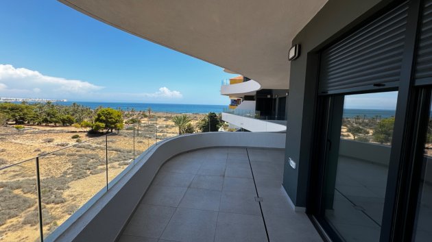 Resale - Apartments -
Punta Prima