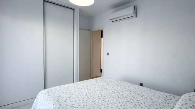 Resale - Villa -
Los Alcazares