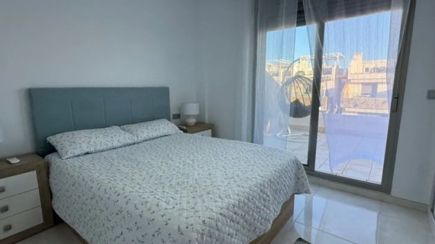 Resale - Villa -
Los Alcazares