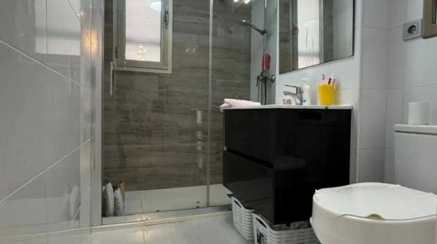 Resale - Villa -
Los Alcazares