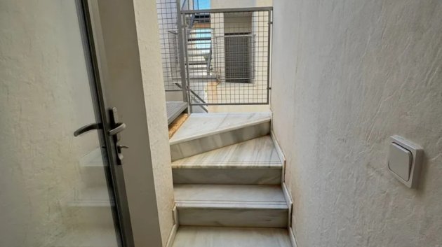 Resale - Villa -
Los Alcazares