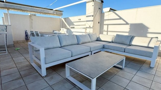 Resale - Villa -
Los Alcazares