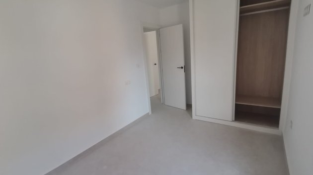 Reventa - Apartamentos -
Torrevieja - La Mata