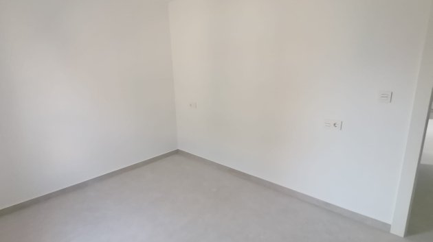 Reventa - Apartamentos -
Torrevieja - La Mata