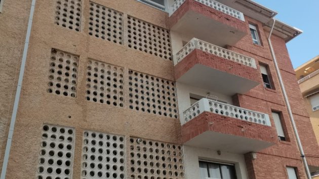 Reventa - Apartamentos -
Torrevieja - La Mata