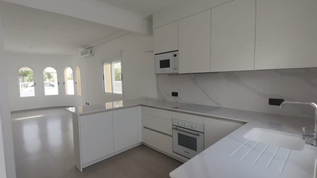 Reventa - Chalets -
Algorfa - Lo Crispin