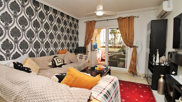 Reventa - Apartamentos -
Playa Flamenca