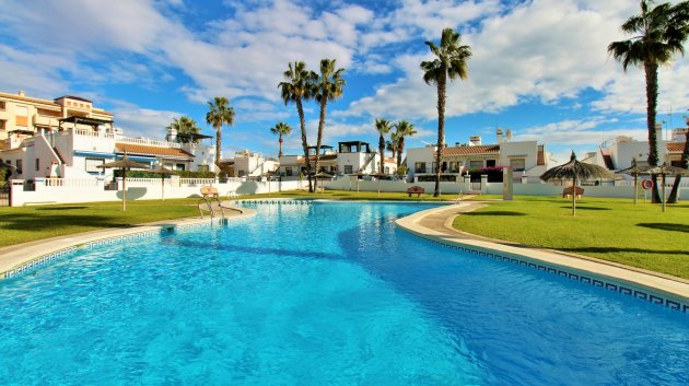 Reventa - Apartamentos -
Playa Flamenca