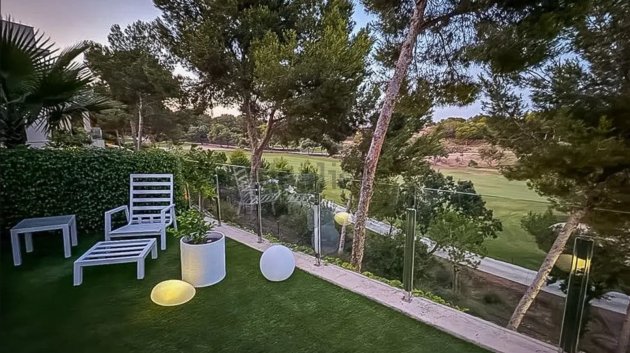 Reventa - Adosado -
Pilar de la Horadada - Lo Romero Golf