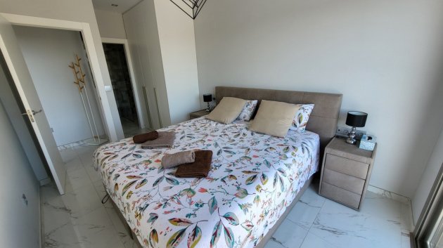 Resale - Villa -
Villamartín