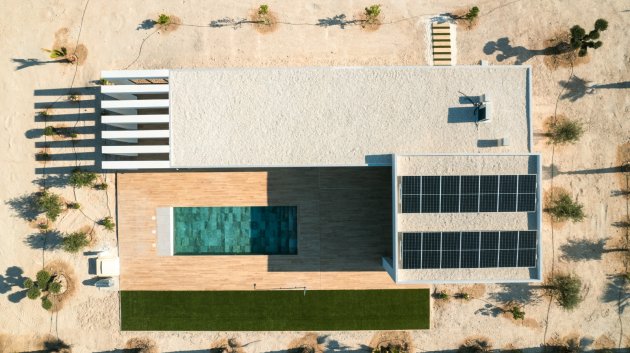 Obra nueva - Chalets -
Pinoso