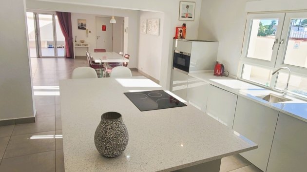 Revente - Villa -
Torrevieja - Los Balcones