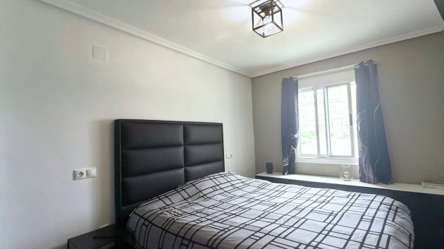 Reventa - Chalets -
Torre Pacheco - Sierra Golf