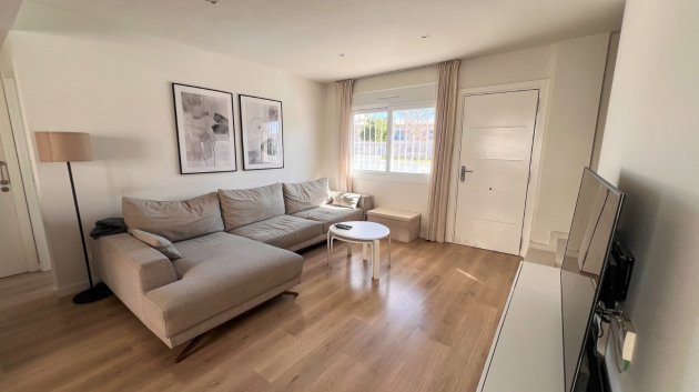 Resale - Townhouse -
Torrevieja