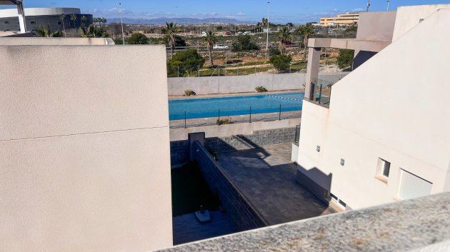 Resale - Townhouse -
Torrevieja