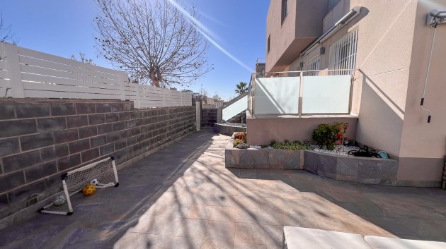 Resale - Townhouse -
Torrevieja