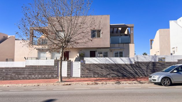 Resale - Townhouse -
Torrevieja