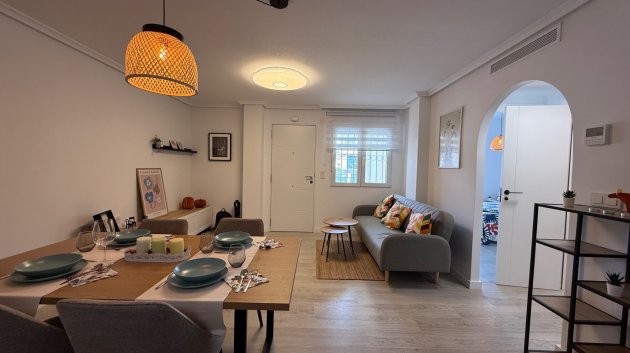 Revente - Maison de ville -
Orihuela Costa - Cabo Roig