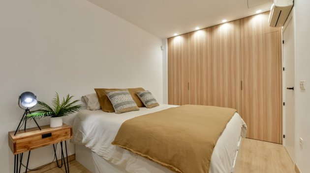 Resale - Apartments -
Altea