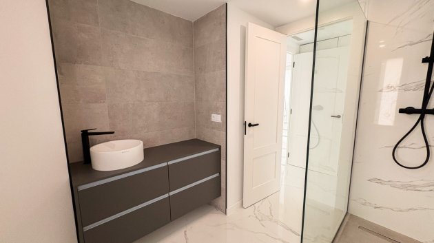 Revente - Villa -
El Campello - Coveta fuma