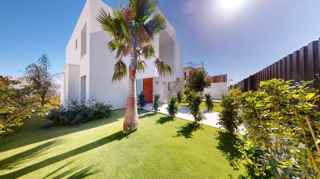 Obra nueva - Chalets -
Polop