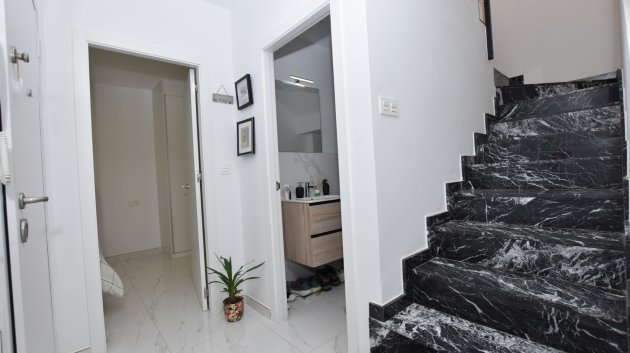 Resale - Villa -
Los Montesinos