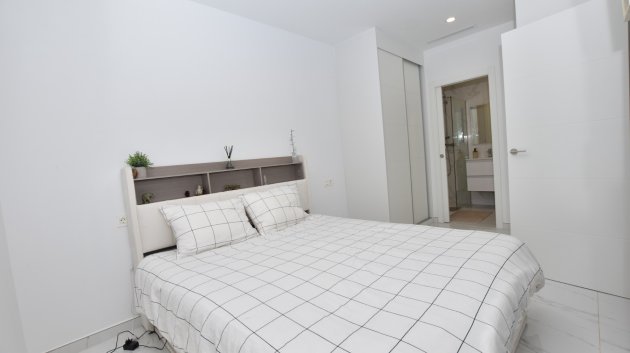 Resale - Villa -
Los Montesinos