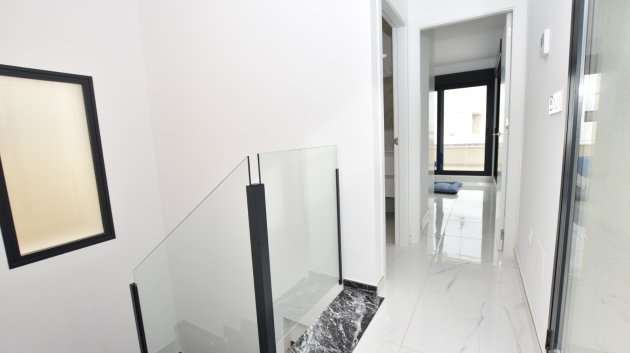 Resale - Villa -
Los Montesinos