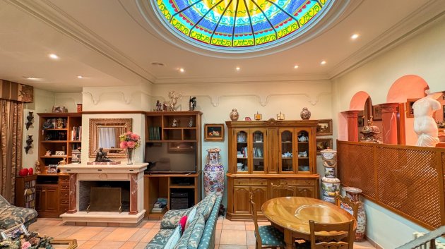 Reventa - Chalets -
Elche - Altzabares Alto