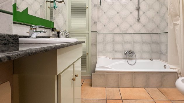 Reventa - Chalets -
Elche - Altzabares Alto