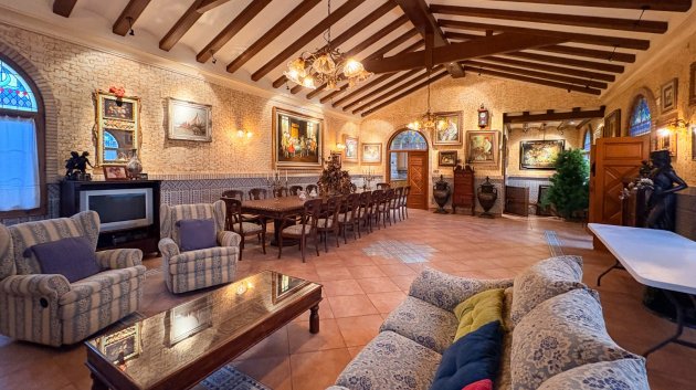 Reventa - Chalets -
Elche - Altzabares Alto