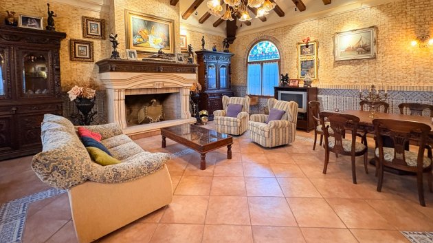 Reventa - Chalets -
Elche - Altzabares Alto