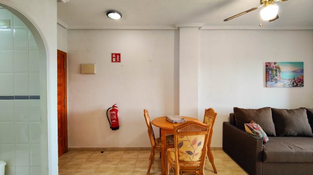 Reventa - Apartamentos -
Torrevieja - El Acequión - Los Náufragos