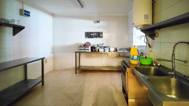 Reventa - Locales -
Torrevieja - La Siesta - El Chaparral - San Luis