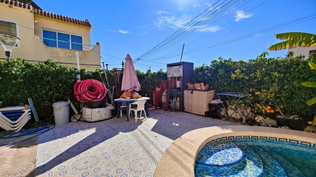 Resale - Townhouse -
San Miguel de Salinas
