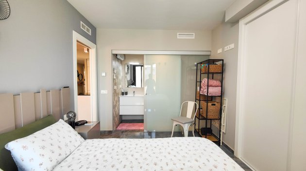 Reventa - Apartamentos -
Orihuela Costa - Los Altos