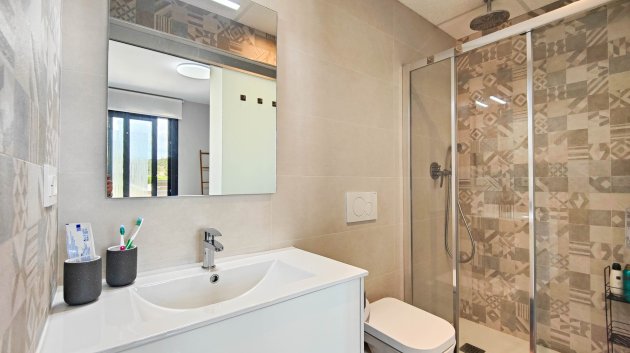 Reventa - Apartamentos -
Orihuela Costa - Los Altos