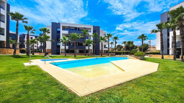 Reventa - Apartamentos -
Orihuela Costa - Los Altos
