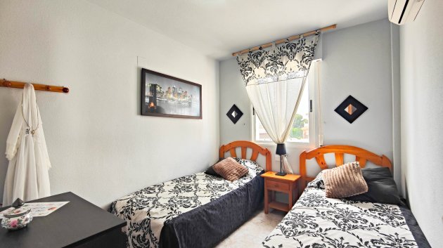 Reventa - Adosado -
Orihuela Costa - Los Altos