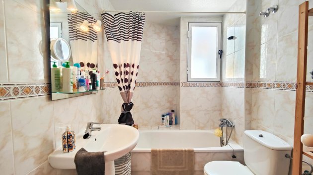 Reventa - Adosado -
Orihuela Costa - Los Altos