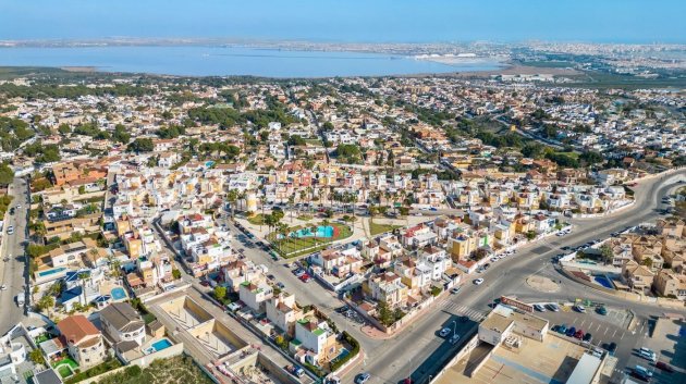 Reventa - Adosado -
Orihuela Costa - Los Altos