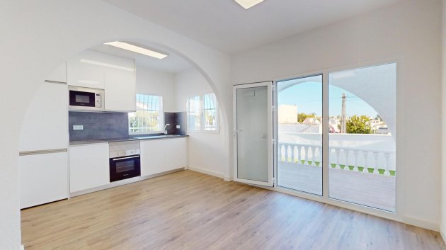 Reventa - Adosado -
Orihuela Costa - Blue Lagoon