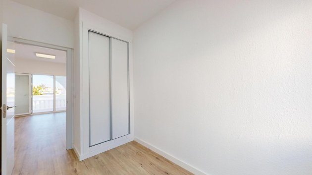 Reventa - Adosado -
Orihuela Costa - Blue Lagoon