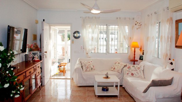 Resale - Villa -
Torre de la Horadada