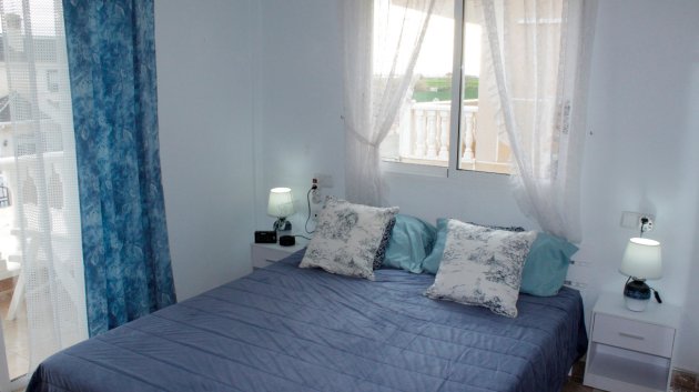 Resale - Villa -
Torre de la Horadada